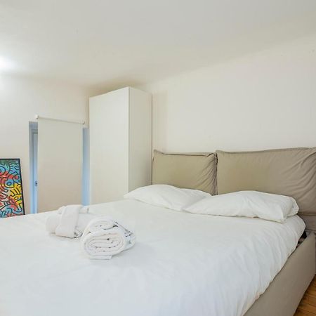Flat In Isola De Castillia 22 Milano Exterior foto