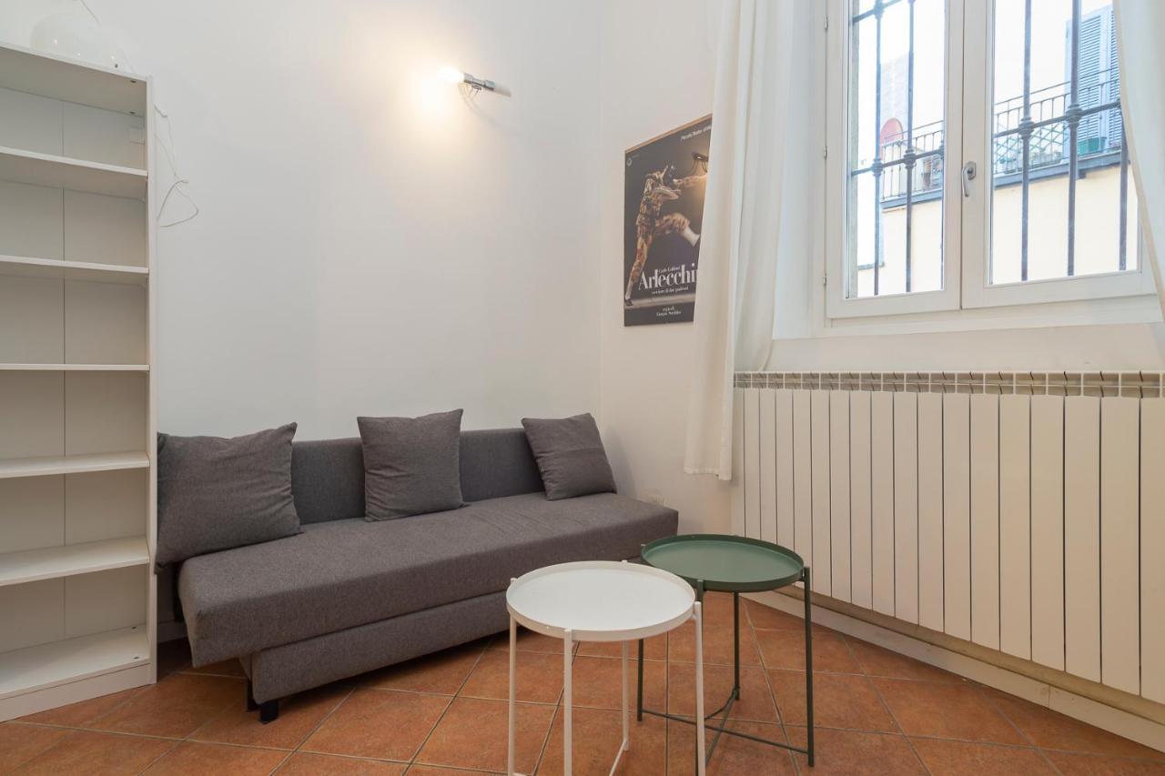 Flat In Isola De Castillia 22 Milano Exterior foto